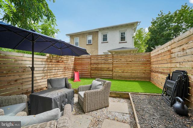 336 1ST AVE, Phoenixville, PA 19460