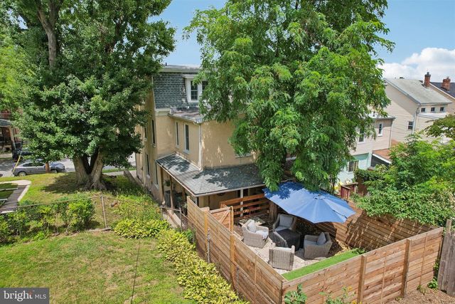 336 1ST AVE, Phoenixville, PA 19460