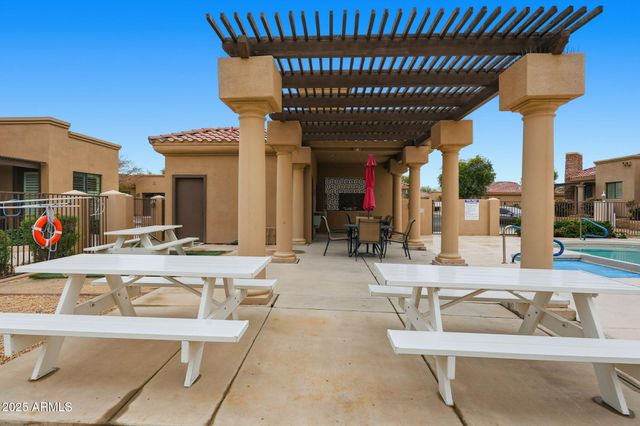 4241 N PEBBLECREEK Parkway 37, Goodyear, AZ 85395