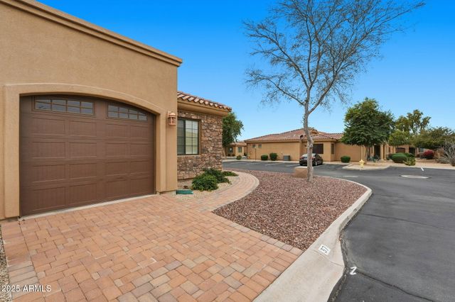 4241 N PEBBLECREEK Parkway 37, Goodyear, AZ 85395