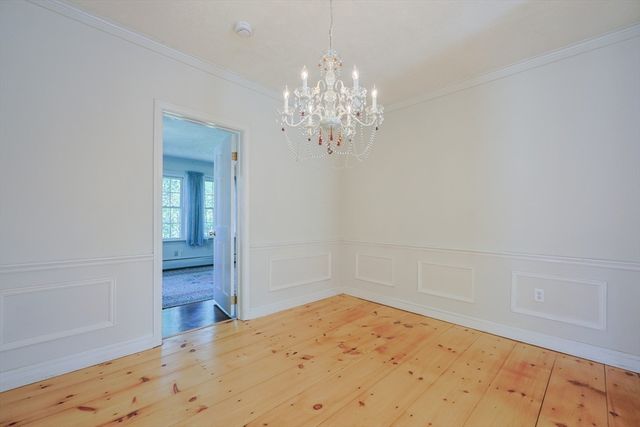 16 9th Street, Leominster, MA 01453