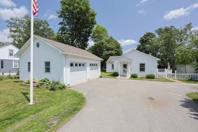 16 9th Street, Leominster, MA 01453