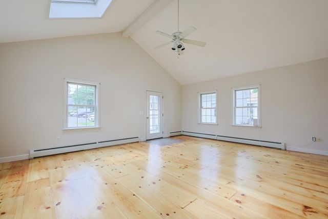 16 9th Street, Leominster, MA 01453