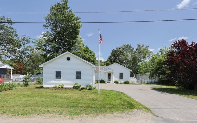 16 9th Street, Leominster, MA 01453