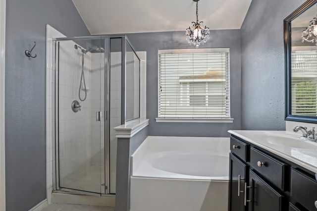 1104 Grey Fox Drive, Savannah, TX 76227