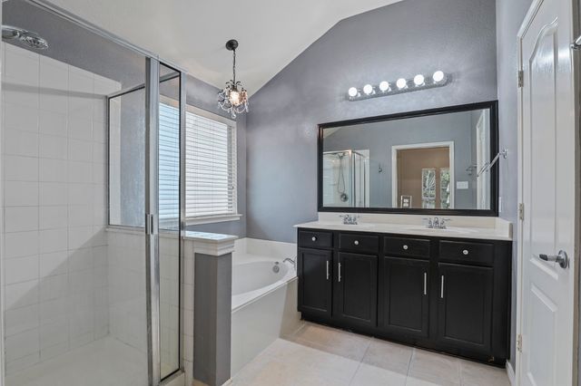 1104 Grey Fox Drive, Savannah, TX 76227