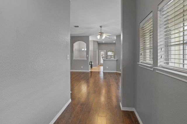 1104 Grey Fox Drive, Savannah, TX 76227