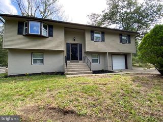 327 W VIRGINIA RD, Browns Mills, NJ 08015