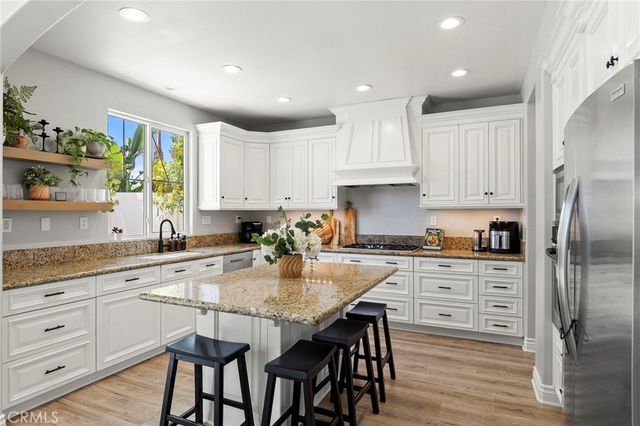 27329 Sweetspire Terrace, Murrieta, CA 92562