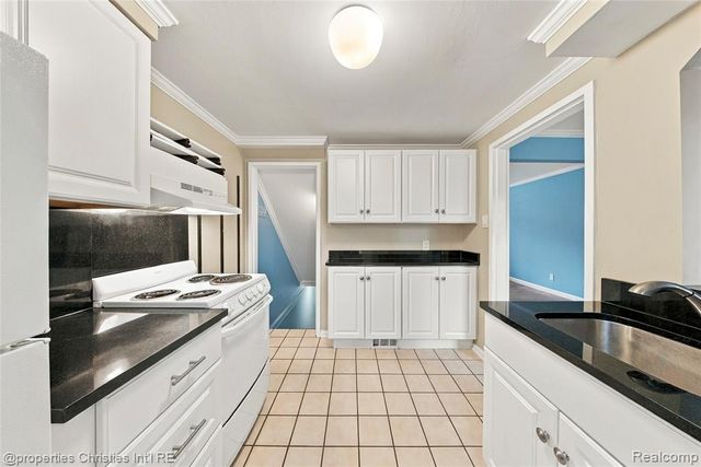 1642 Graefield Road 75, Birmingham, MI 48009