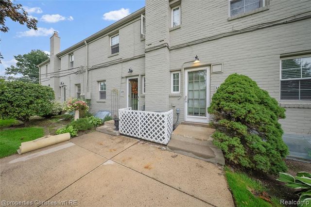 1642 Graefield Road 75, Birmingham, MI 48009