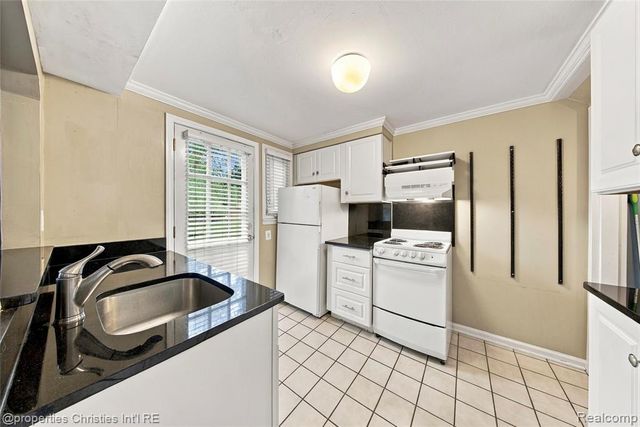 1642 Graefield Road 75, Birmingham, MI 48009