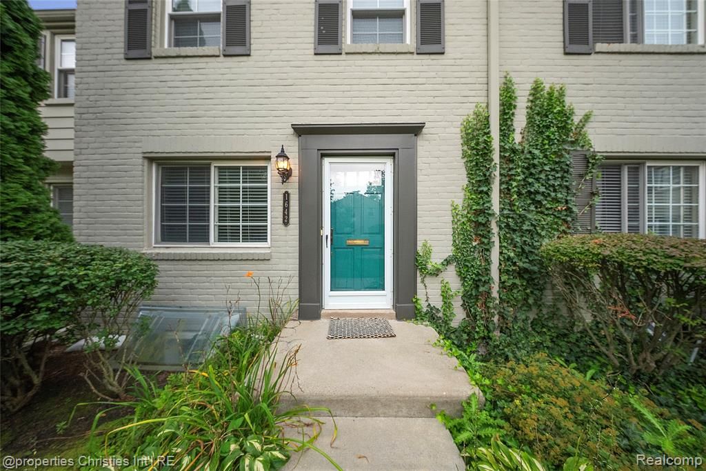 1642 Graefield Road 75, Birmingham, MI 48009