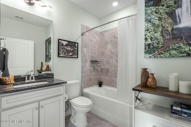 727 COOL BREEZE Way, Yulee, FL 32097