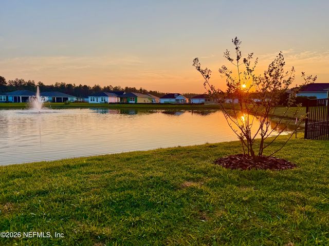 727 COOL BREEZE Way, Yulee, FL 32097