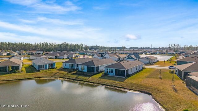 727 COOL BREEZE Way, Yulee, FL 32097