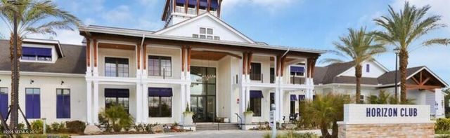 727 COOL BREEZE Way, Yulee, FL 32097