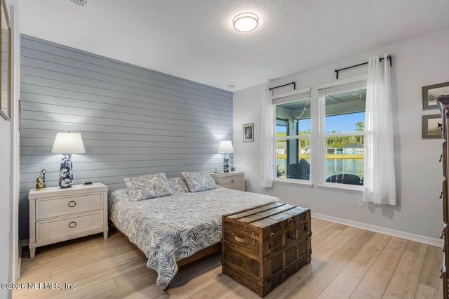 727 COOL BREEZE Way, Yulee, FL 32097