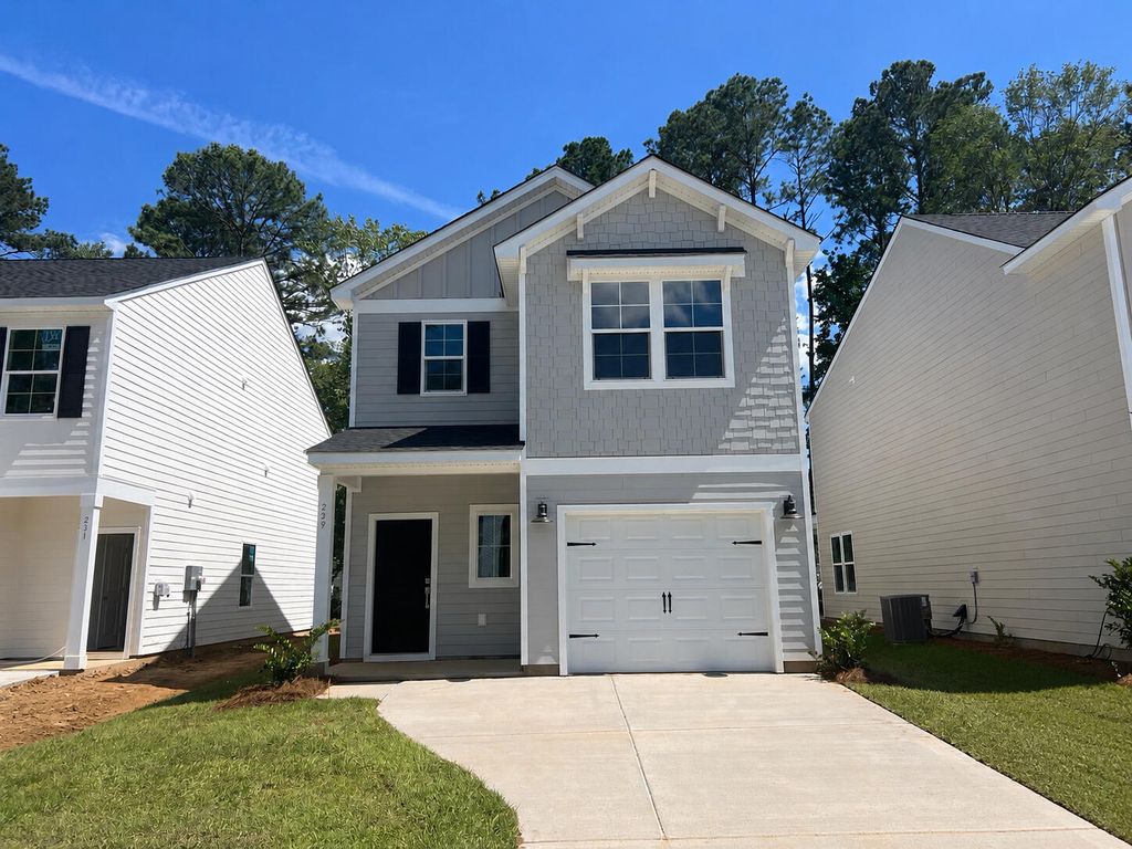 229 Central Creek Drive, Goose Creek, SC 29445