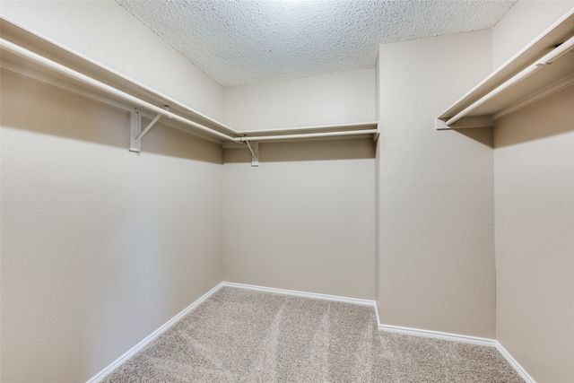 7940 Hidden Brook Drive, Fort Worth, TX 76120