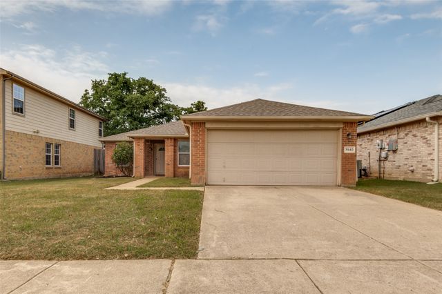 7940 Hidden Brook Drive, Fort Worth, TX 76120