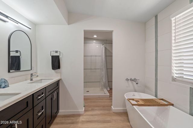 3901 N 19TH Street, Phoenix, AZ 85016