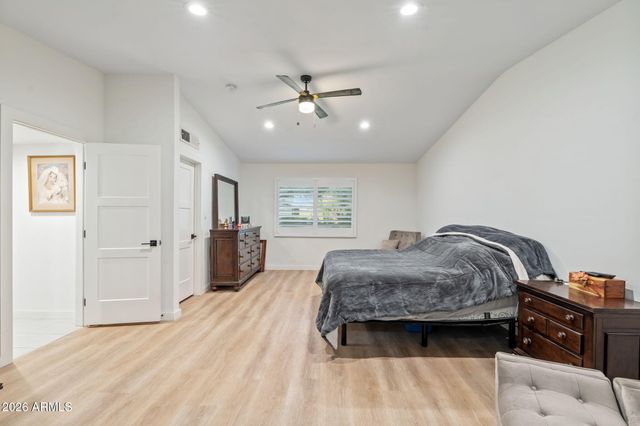 3901 N 19TH Street, Phoenix, AZ 85016