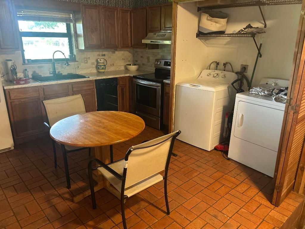 Image 7 of property listing at 13821 53rd Road S, Wellington, FL 33414