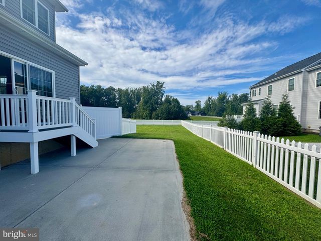 1005 CLOVER CIR, La Plata, MD 20646