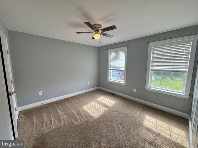 1005 CLOVER CIR, La Plata, MD 20646