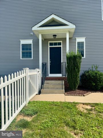1005 CLOVER CIR, La Plata, MD 20646