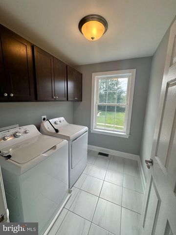 1005 CLOVER CIR, La Plata, MD 20646