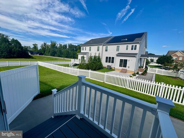 1005 CLOVER CIR, La Plata, MD 20646