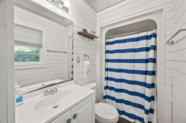 334 Wartrace Hwy, Pleasant Shade, TN 37145