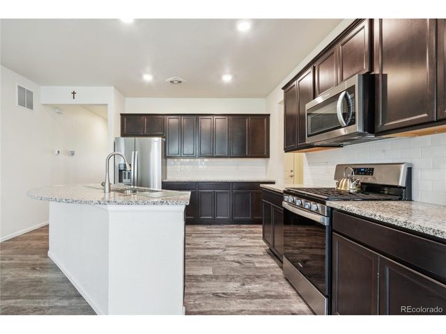 26774 E Archer Ave, Aurora, CO 80018