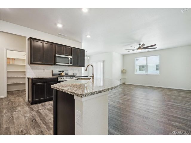26774 E Archer Ave, Aurora, CO 80018