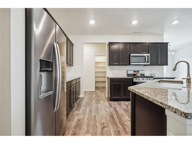 26774 E Archer Ave, Aurora, CO 80018