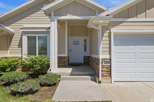 422 W 1500 N, Harrisville, UT 84404