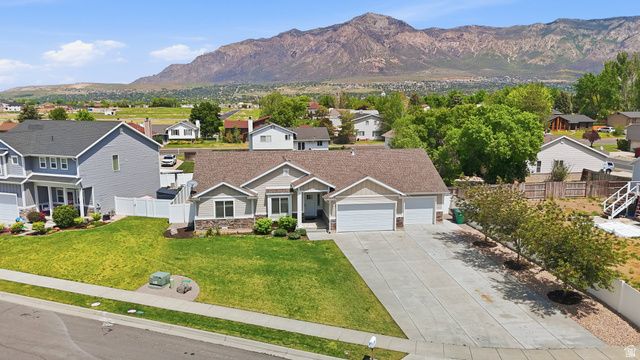 422 W 1500 N, Harrisville, UT 84404