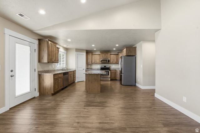 422 W 1500 N, Harrisville, UT 84404