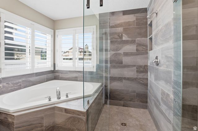 422 W 1500 N, Harrisville, UT 84404