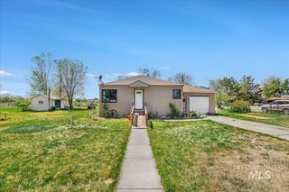 805 Utah, Gooding, ID 83330