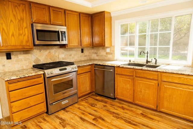 3975 Southhampton Road, Moorpark, CA 93021