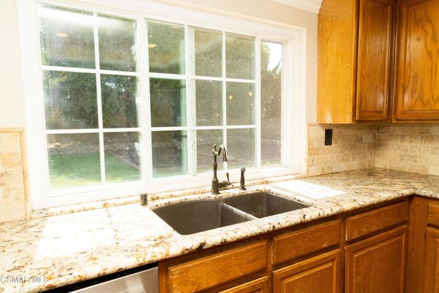 3975 Southhampton Road, Moorpark, CA 93021