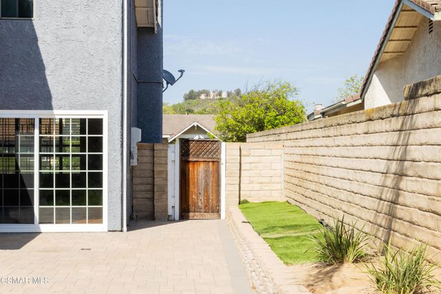 3975 Southhampton Road, Moorpark, CA 93021