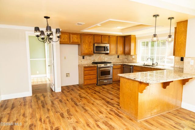 3975 Southhampton Road, Moorpark, CA 93021