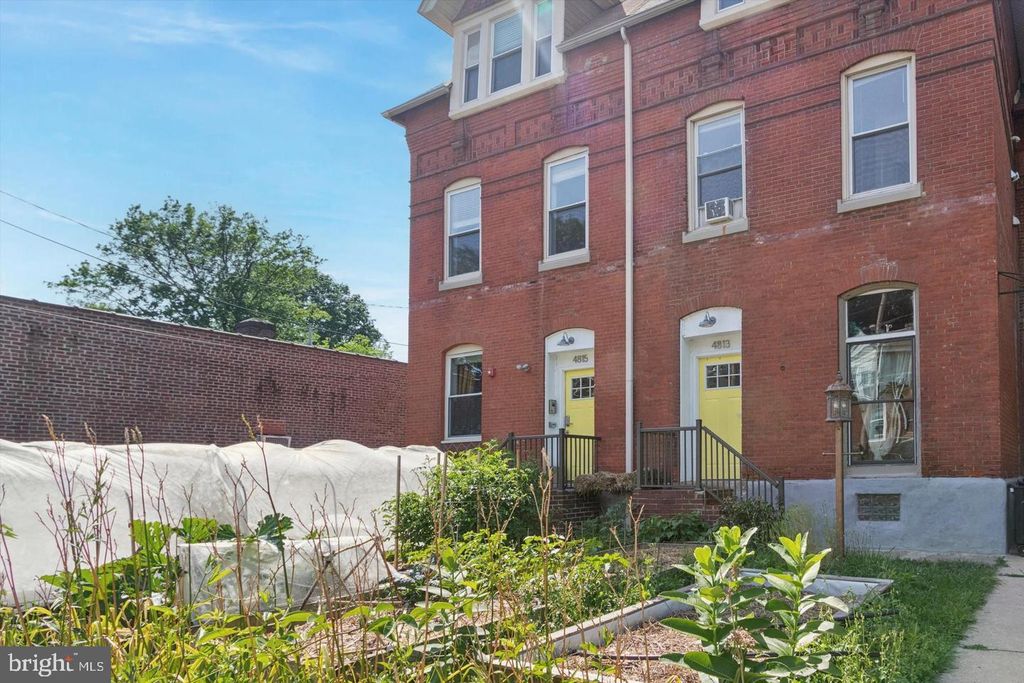 4813 CHESTER AVE, Philadelphia, PA 19143