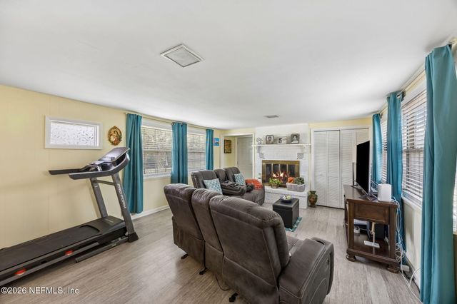 7022 GAILLARDIA Road S, Jacksonville, FL 32211