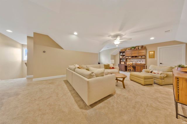 7816 Mesa Court, Evansville, IN 47715