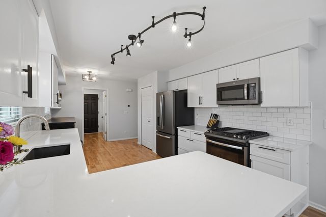 1295 Smith Avenue, Birmingham, MI 48009